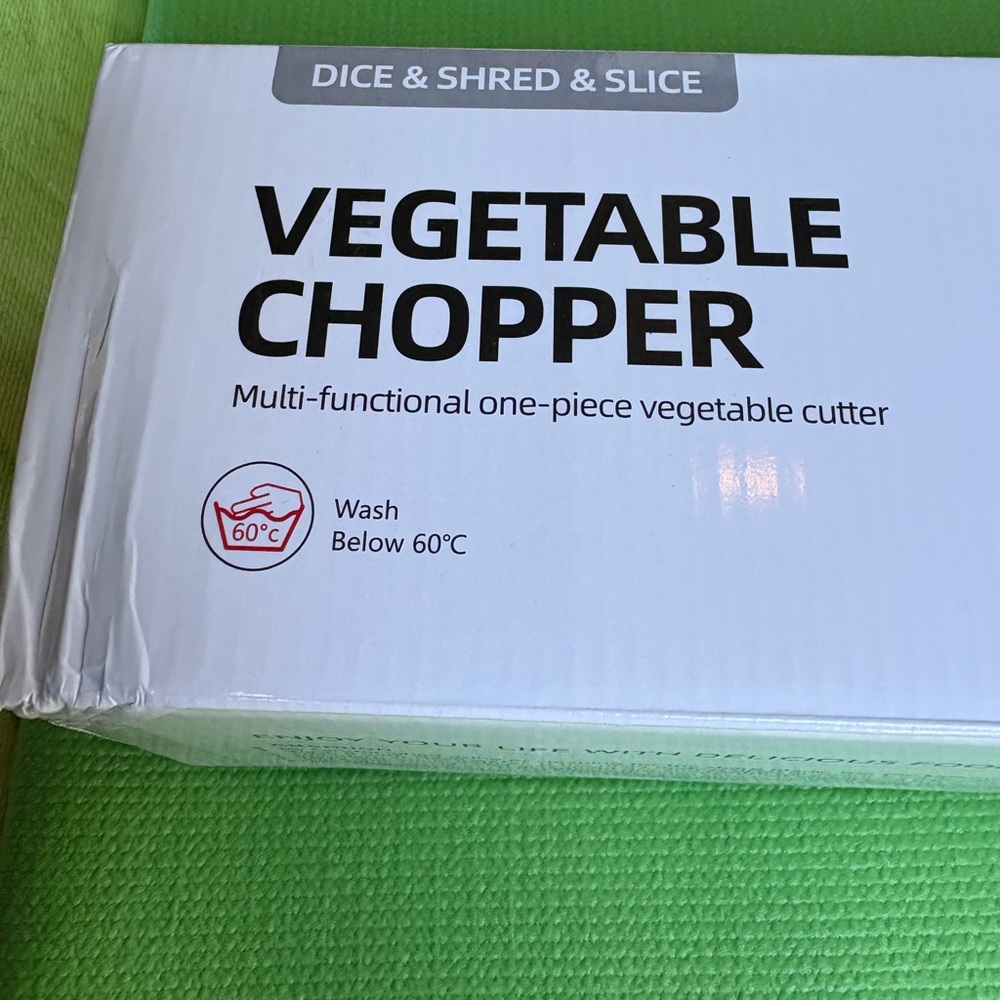 Vegetable Chopper - White